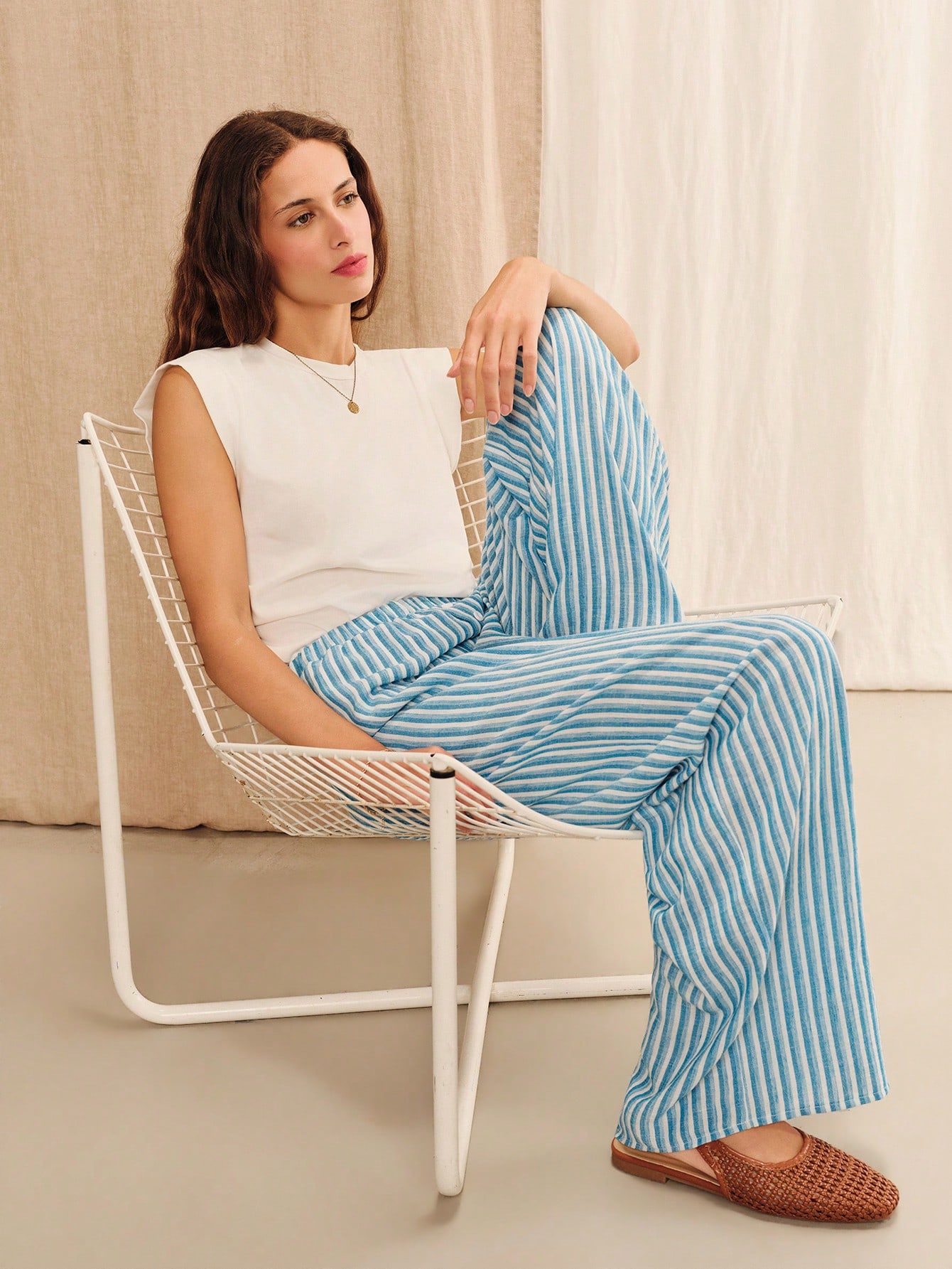 High-Waisted Blue Striped Trousers With Button Details And Straight Legs Summer Vacation Pants