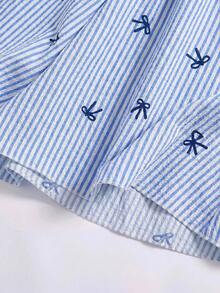 SHEIN Ensemble décontracté pour jeune fille avec débardeur à col rond imprimé nœud rayé et short - Bleu azur - Voir 5