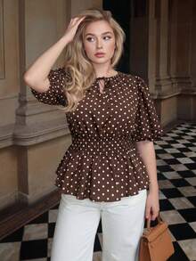 Dripcurv Atasan Wanita Ukuran Besar Lengan Pendek Cokelat, Motif Polkadot Bergelombang, Blus Kerja untuk Perjalanan Sehari-hari - Coklat - View 1