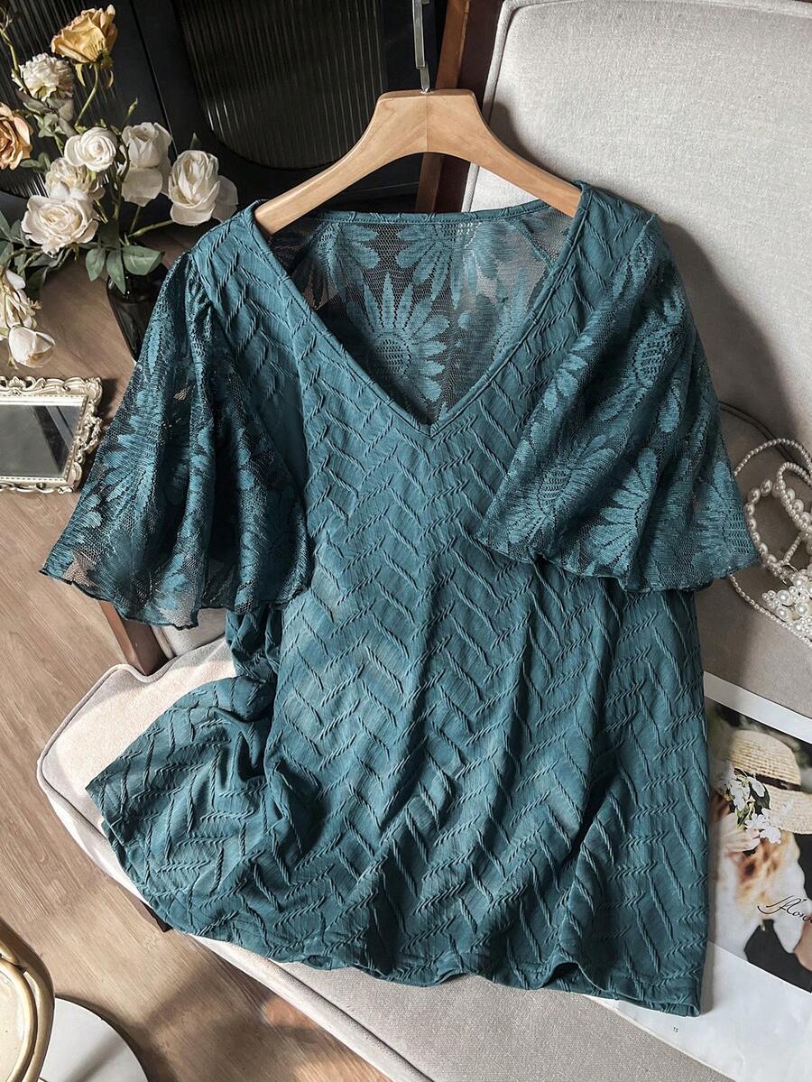 Seusyu Women's Elegant Minimalist V-Neck Sleeve Patchwork Sunflower Lace Versatile Summer Plus Size T-Shirt Date Night Teal - Blue - View 1