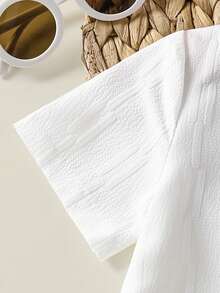SHEIN Playful Pals Baby Boy Summer Casual Solid Color Shirt And Striped Pants Set - White - View 7