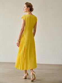 MOTF PREMIUM WOMEN'S ELEGANT COMMUTER SHORT SLEEVE PLEATED YELLOW MIDI DRESS FOR SPRING AND SUMMER - Yellow - View 3