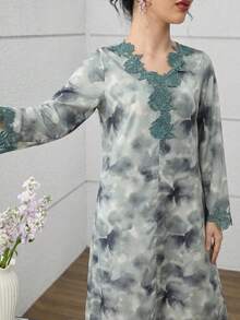 Yasmyna Women's Middle Eastern Dubai Watercolor Tie Dye Lace Trim Abaya Muslim Elegant Slim Dress - Green - View 3