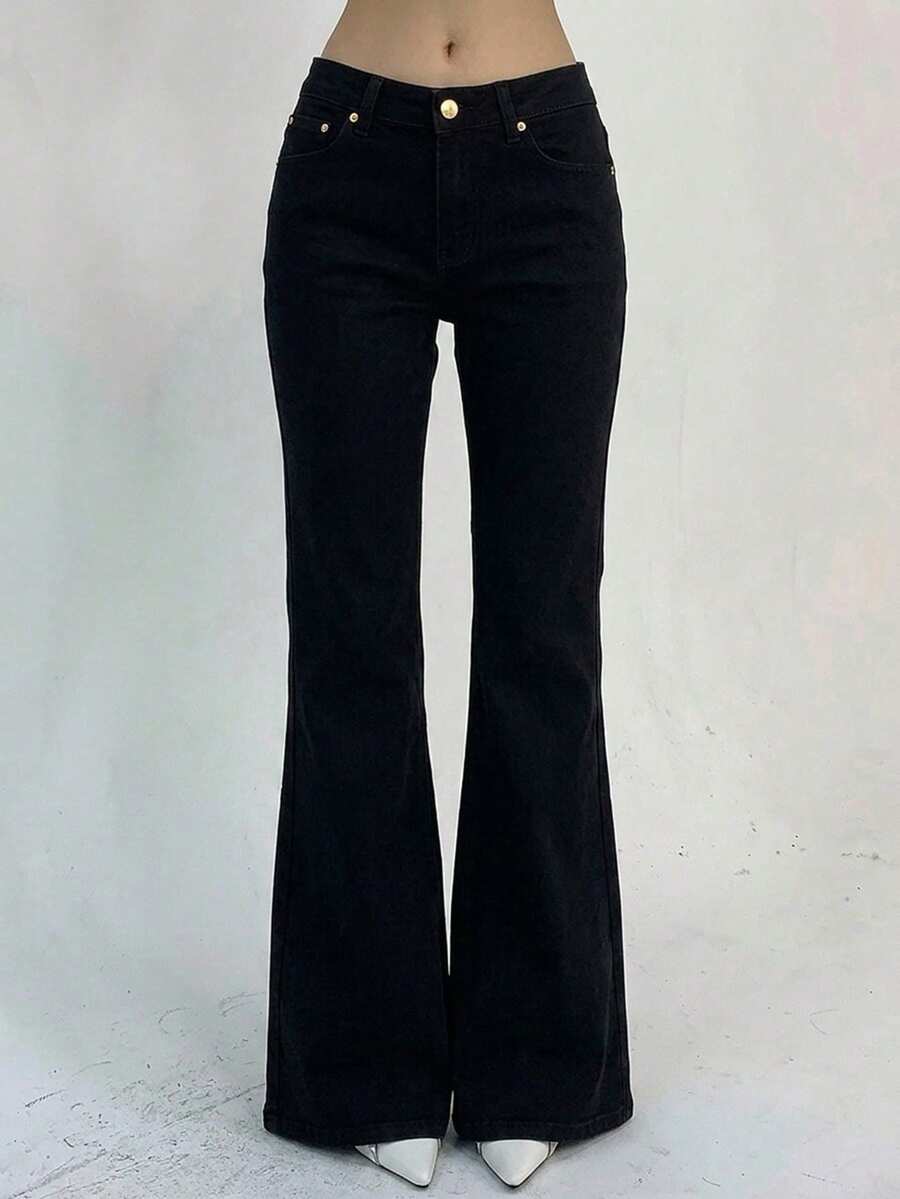 DAZY Women's Button Half-Placket Metal Buckle Decor Pocket Slimming Flare Jeans - Black - View 1