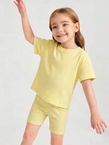 Young Girl Solid Color Short Sleeve T-Shirt And Shorts Casual Daily Outfit Set - Yellow - View 4