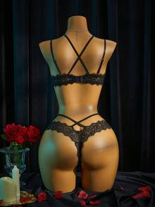 SpicyHot 女款玫瑰紅蕾絲性感內衣套裝 2件組 - 黑色 - 查看 2