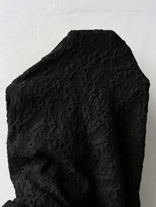 Easowa V領荷葉邊飾飛袖前開扣收腰A字V廓形連身裙，紋理提花面料，休閒隨性優雅通勤老錢風度假春夏季女款短洋裝 - 黑色 - 查看 6