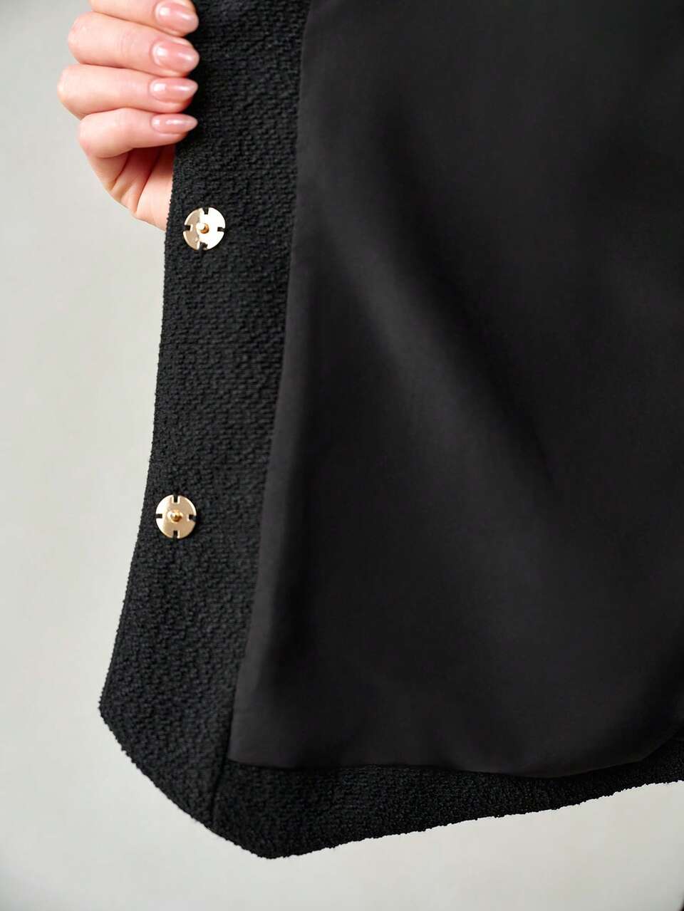 ELEGANT TEXTURED FLORAL BUTTON WAISTCOAT, SPRING/SUMMER