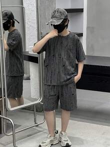 Casuvi Kids 男童简约时尚雪花印花圆领针织T恤和短裤两件套，面料舒适，版型时尚，春夏新品，适合多个季节和场合。 - 灰色 - 查看 1