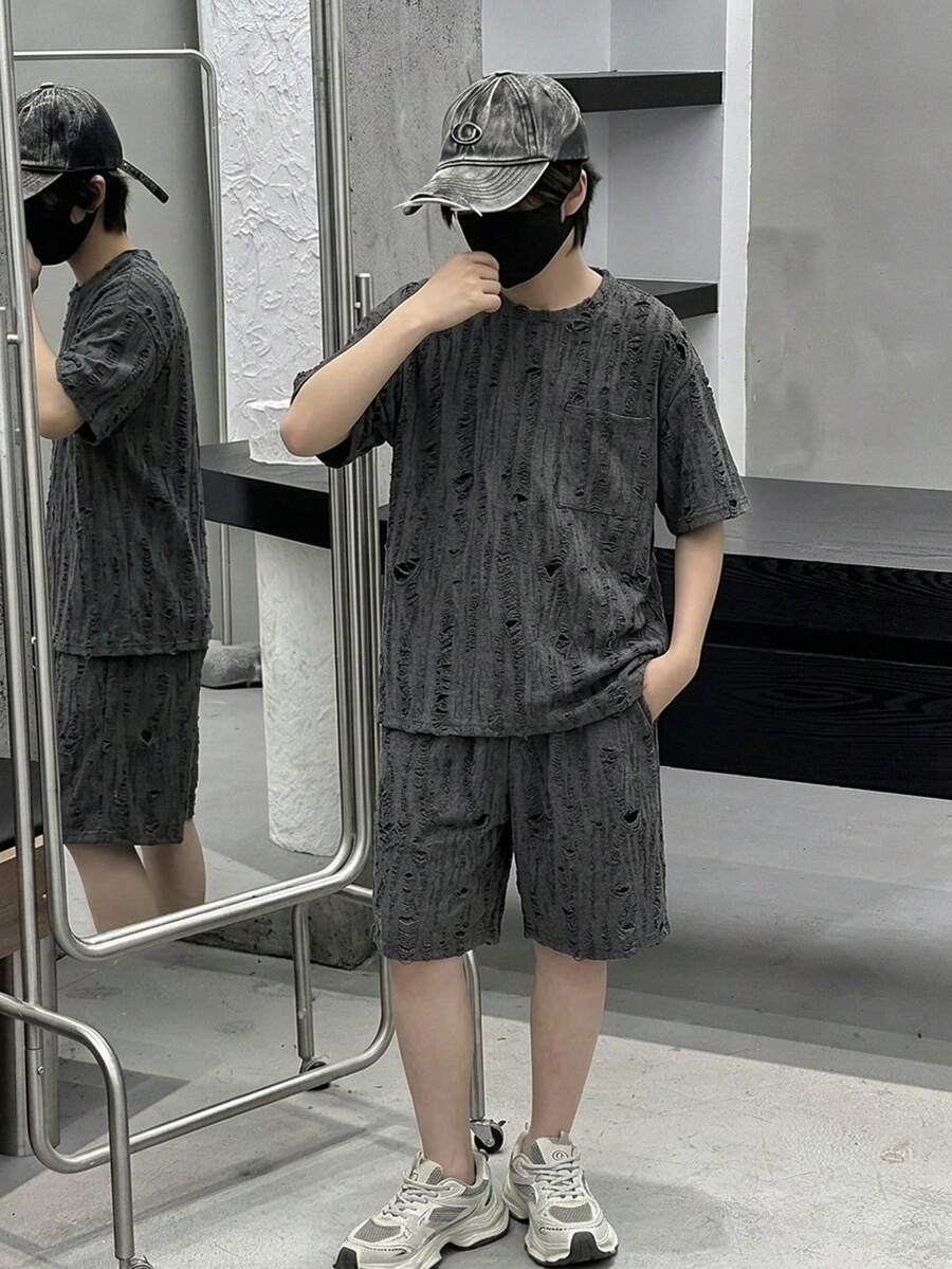 Casuvi Kids 男童简约时尚雪花印花圆领针织T恤和短裤两件套,面料舒适,版型时尚,春夏新品,适合多个季节和场合。 - 灰色 - 查看 1