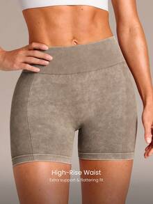GLOWMODE 4.3" Ultrafine Soft Seamless Momentum Boost High-Rise Washed Finish Scrunch Bum Curved Seam Shorts Training Running Workout Gym Fitness - Khaki - View 4