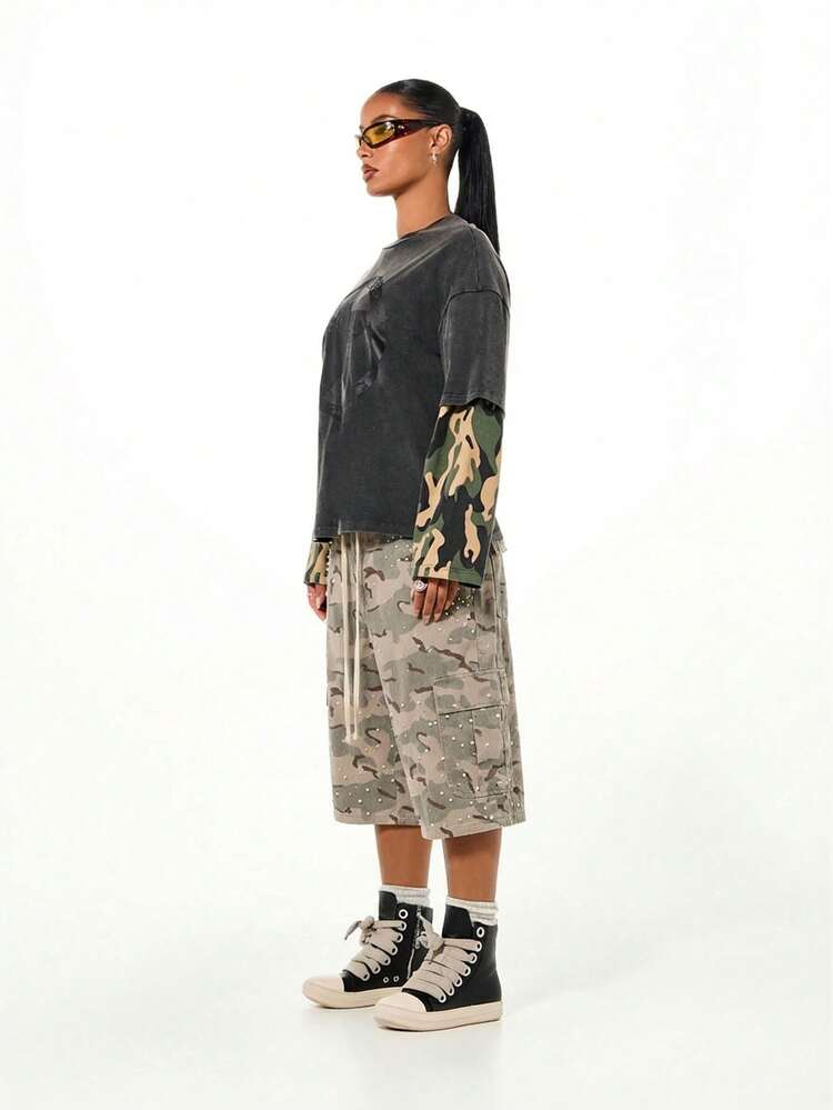 SUMWON WOMEN カモパールスタッズワイドレッグカーゴショーツ