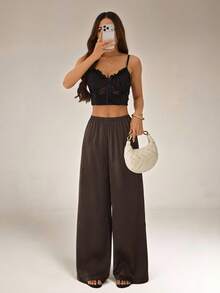 SHEIN PETITE 女款時尚棕色系緞面寬腿長褲，垂墜彈性腰直筒褲，夏季居家休閒褲，巧克力棕休閒與職場百搭，適合嬌小女性 - 棕色 - 查看 7