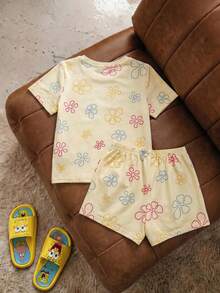 SpongeBob SquarePants | SHEIN 2pcs/Set Fun Casual Style Young Girl Crew Neck Short Sleeve T-Shirt And Shorts Comfortable Young Girls Loungewear Co-Branded - Multicolor - View 2