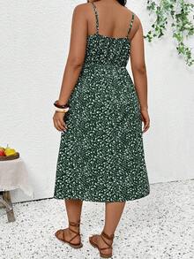SHEIN Frenchy Plus Size Vacation Casual Ditsy Floral Camisole Dress - Green - View 3