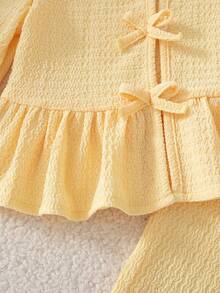 SHEIN Playful Pals 女嬰幼童新生兒 0-3 歲秋冬百搭日常淡黃色蝴蝶結長袖上衣 + 長褲套裝 - 黃色 - 查看 8