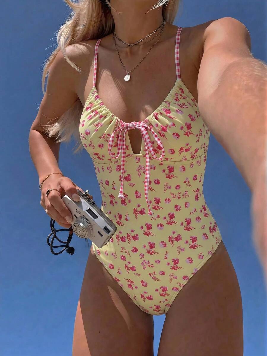 Swim Mod 女款夏季海灘碎花抽繩三角比基尼泳褲連身泳衣,甜美可愛碎花設計 - 淡黃色 - 查看 1
