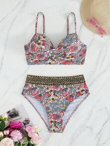 Swim Lushoire 女款海灘度假花卉印花交叉設計比基尼兩件式泳衣（B 罩杯托高含鋼圈，隨機印花） - 彩色 - 查看 4