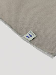 OutZeal 1 Pc Sweat-Absorbent Instant Cooling Ultra-Soft Foldable Sport Towel Solid Color Gym Workout Fitness Tennis - Light gray - View 7