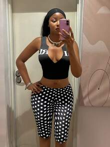 StreetHx American Retro Y2K Hot Girl Style Letter Print U-Neck Cropped Tank Top + Black And White Polka Dot Shorts 2pcs Set,Afro Fashion ,Vacation Outfits - Black and White - View 4