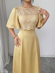 Modelyn 女款精緻優雅花卉刺繡網格拼接長洋裝 春夏季 - 黃色 - 查看 4