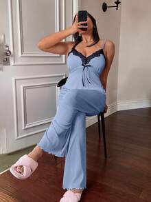 Napfluff CURVE Napfluff CURVE Set pigiama casual da casa in maglia 2 pezzi taglie forti con canottiera patchwork in pizzo & pantaloni lunghi a gamba ampia - Blu - Visualizzare 6