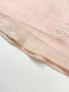 Sweetra 大尺碼極簡性感風小個子性感花卉刺繡側綁帶裙附內建安全褲 - 粉色 - 查看 6
