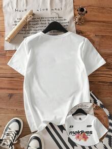 Attitoon 休閒極簡風美國國旗日圖案 3D 泡棉印花圓領短袖修身女款 T-Shirt，適合夏季街頭穿搭 - 白色 - 查看 4