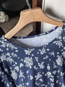 Lacomfia Camiseta de mujer de cuello redondo, manga corta, patchwork de pastel, estampado floral pequeño, minimalista, elegante, para vacaciones de verano, talla grande - Multicolor - Ver 5