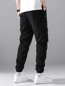 Manfinity Hypemode Men Flap Pocket Side Drawstring Waist Cargo Trousers - Black - View 2