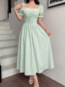 SHEIN PETITE 粉色浪漫碎花拼接荷葉邊方領花瓣袖收腰長版法式優雅度假洋裝 - 綠色 - 查看 7