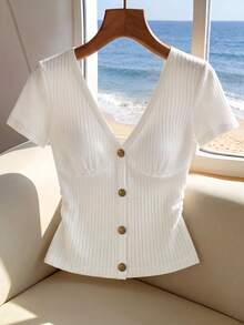 GlowEve Pure White Vertical Ribbed V-Neck Gold Button Short Sleeve T-Shirt Slim Fit Waist-Defining Bust Line Knit Top Side Ruched Design French Fashion Casual - White - View 3