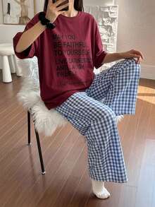 DAZY 2件組女款居家休閒套裝，字母印花寬鬆T恤上衣搭配格紋直筒長褲，夏季款 - 酒紅色 - 查看 5