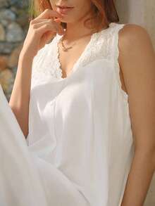 Bisouelle Lace Patchwork V-Neck Decorated Button Sleeveless Nightgown - White - View 9