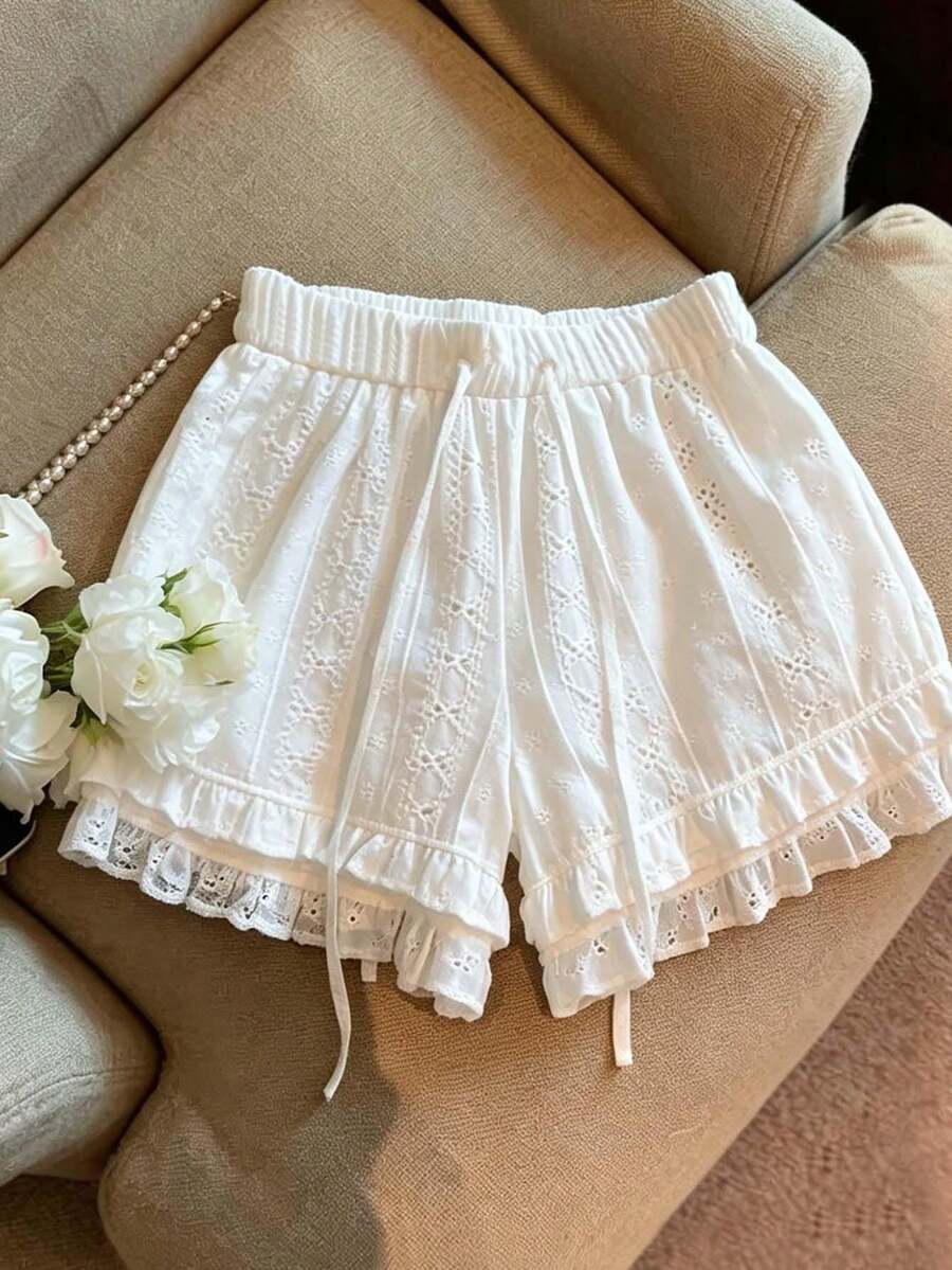 Everyssa Quần short nữ có dây rút ở eo, thêu và viền ren. - trắng - Xem 1