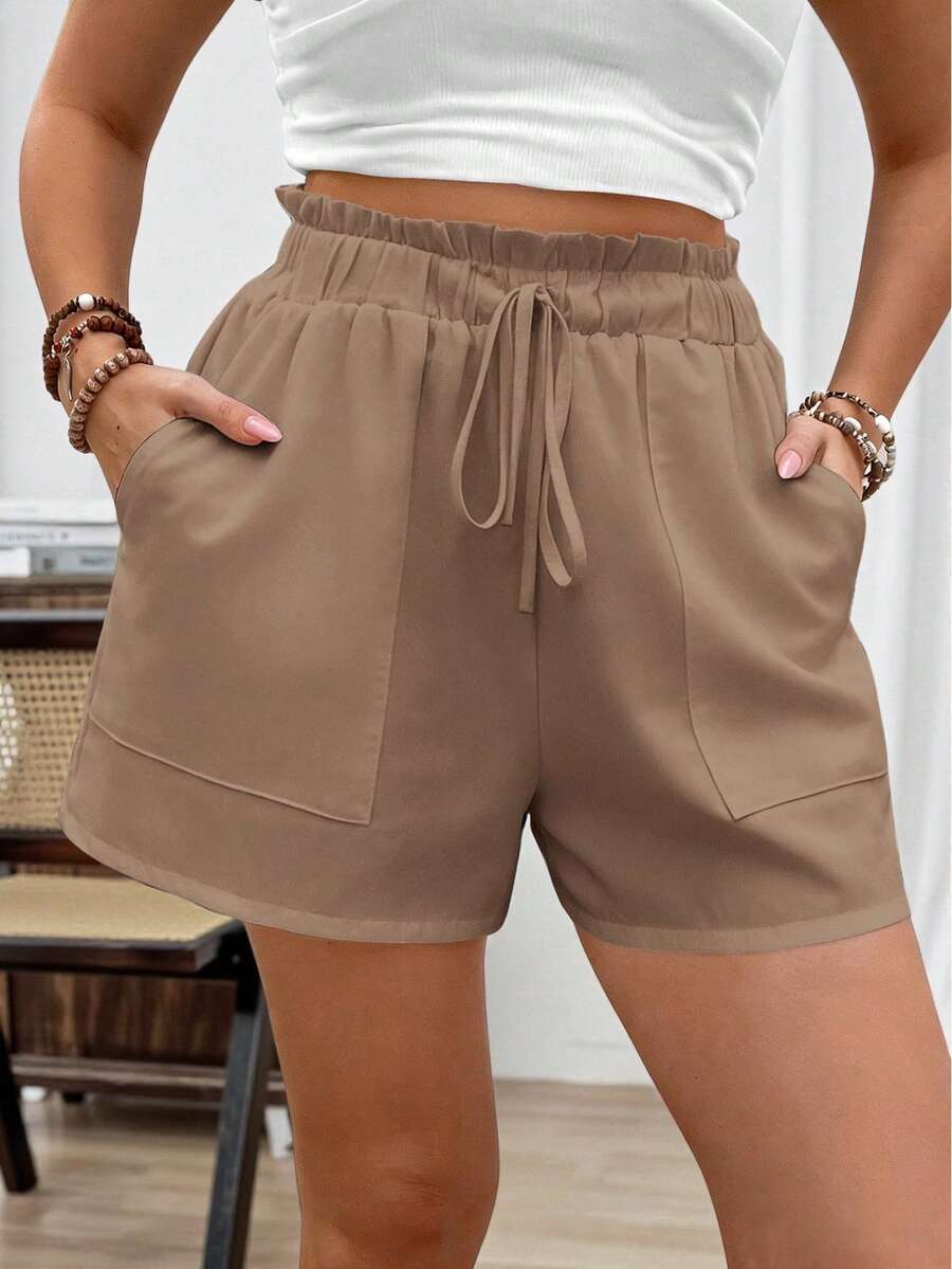 EMERY ROSE Celana Pendek Kasual Wanita Ukuran Besar Warna Khaki Polos Model Paperbag dengan Tali Serut dan Karet Pinggang Tinggi, Saku Tempel, Potongan Longgar dan Lebar, Cocok untuk Aktivitas Sehari-hari di Musim Panas - MultiWarna - View 1