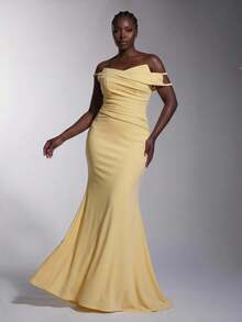Elitara Plus Size Elegant Luxurious Tube Top Knotted Textured Fabric Dress For Formal - Yellow - View 6