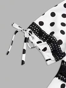 Hotletica Gaun Pendek Berlapis Ganda Berenda dengan Potongan V dan Detail Ruffle Motif Polkadot Dua Warna, Cocok untuk Liburan dan Pantai - Putih - View 4