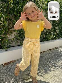 SHEIN Young Girl Knitted Solid Color Ruffle Collar 3D Flower Top And Woven Ditsy Floral Loose Pants Set - Multicolor - View 2