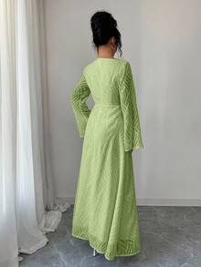 Modelyn Women's Elegant Textured Fabric Flare Sleeve Waist Cinched Dress, Suitable For Spring & Autumn - Green - View 2