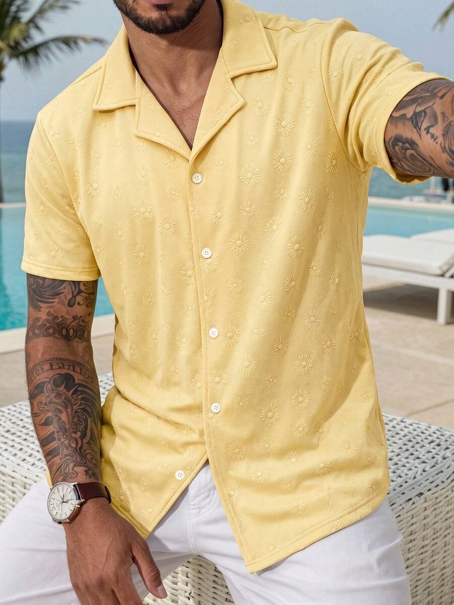 VENTUSAIL Estilo casual de vacaciones para hombres, diseño a juego con textura de ganchillo de planta verde, camisa casual de vacaciones de manga corta con botones y sensación elegante y romántica francesa. Camisa casual de manga corta con estampado floral, camisas tropicales para hombres, camisas bonitas para hombres, camisas gráficas para hombres, camisas tropicales para hombres, camisa amarilla para hombres, camisas retro para hombres, camisa de punto... - Amarillo - Ver 1