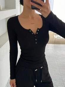 DAZY Women's Solid Color Simple Casual Long Sleeve T-Shirt Y2k Going Out Tops Women - Black - View 17