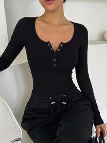 DAZY Women's Solid Color Simple Casual Long Sleeve T-Shirt Y2k Going Out Tops Women - Black - View 15