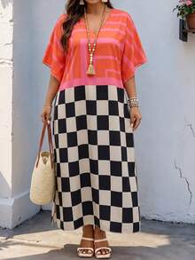 SHEIN LUNE Plus Size Women's Checkerboard Geometric Print V-Neck Loose Casual Dress - Multicolor - View 4