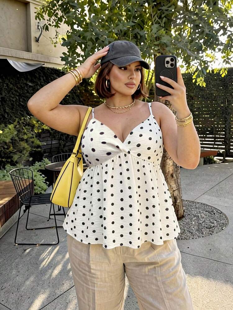 Dazy Plus Fashionable Polka Dot Blogger Style Spring/Summer Vacation Date Casual Cropped Waist Skirt, Plus Size Camisole And Tank Top