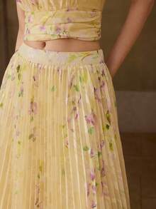 MOTF PREMIUM WOMEN'S ELEGANT FASHION JACQUARD PRINT PLEATED SKIRT - Yellow - View 1