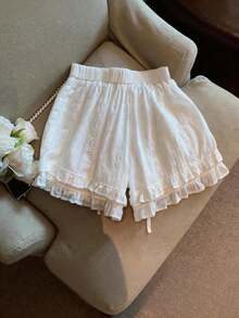 Everyssa Quần short nữ có dây rút ở eo, thêu và viền ren. - trắng - Xem 2