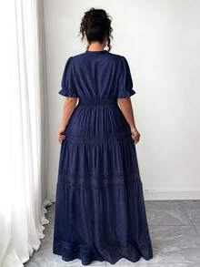 SHEIN Tall Plus Size Women's Hollow Lace Trim Vacation White Goddess Waist Flattering V-Neck French Style Beach Dress - Navy Blue - View 2