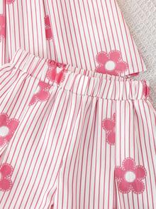 SHEIN Elladie kids Ensemble pour filles avec col rose, Top plissé à imprimé floral mignon à rayures roses et blanches avec nœud 3D et short plissé à jambes larges à la mode, convient pour le trajet quotidien décontracté, tenue mode simple et mignonne - Rose bonbon - Voir 8