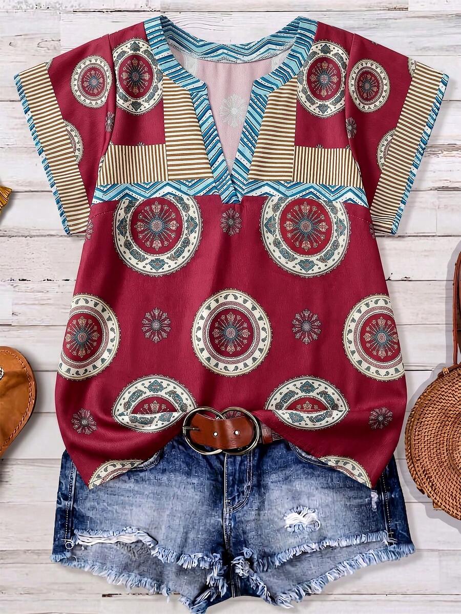 Linhara Áo sơ mi nữ size lớn phong cách Bohemian họa tiết hình học tay ngắn cổ chữ V, áo blouse rộng thoải mái phong cách vintage, cổ tương phản kiểu Pháp, đi biển nghỉ dưỡng, đi làm, đi chơi hàng ngày, áo mặc đa năng - Màu Đỏ Sâu - Xem 1